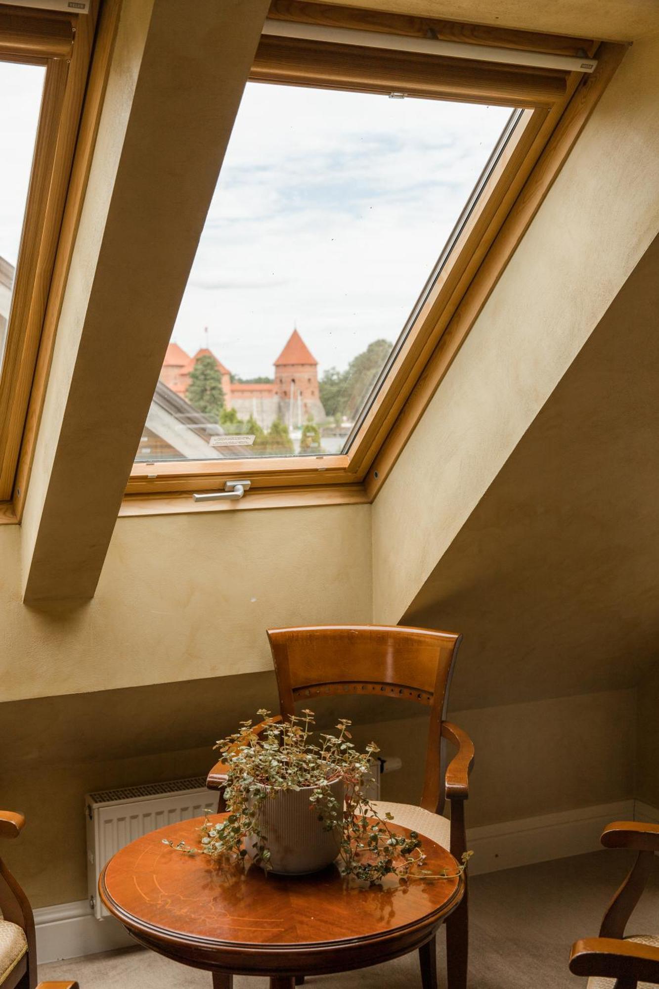 Apvalaus Stalo Klubas Gastro & Spa Hotel Trakai Room photo